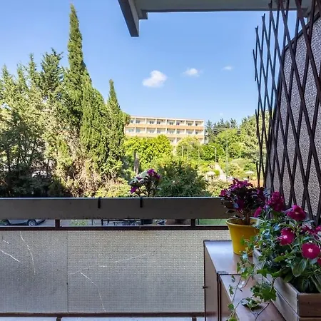 Plaza Cheery Apartament