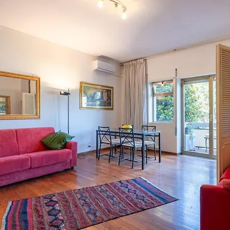 Plaza Cheery Apartament *